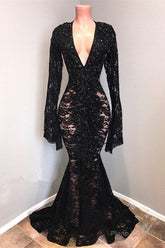 Chic Black Lace V-neck Long Sleevess Mermaid Prom Dresses Sheer Floor Length Evening Gowns
