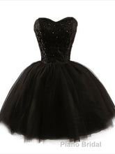 Sweetheart Short Black Lace Formal Prom Dresses, Black Lace Graduation / Homecoming Dresses