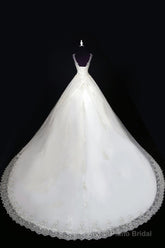 2025 A Line Wedding Dresses, Scoop Tulle With Applique And Beads Lace Up