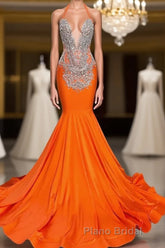 Sleeveless V-Neck Halter Mermaid Formal Prom Dress With Beadings