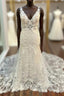 Floral Lace V-Neck Trumpet Long Wedding Dresses