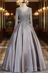 Vintage V-Neck Long Sleeves Appliques Beading Long Formal Dresses