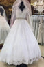 Vintage V Neck Tulle Wedding Dresses Lace Appliques