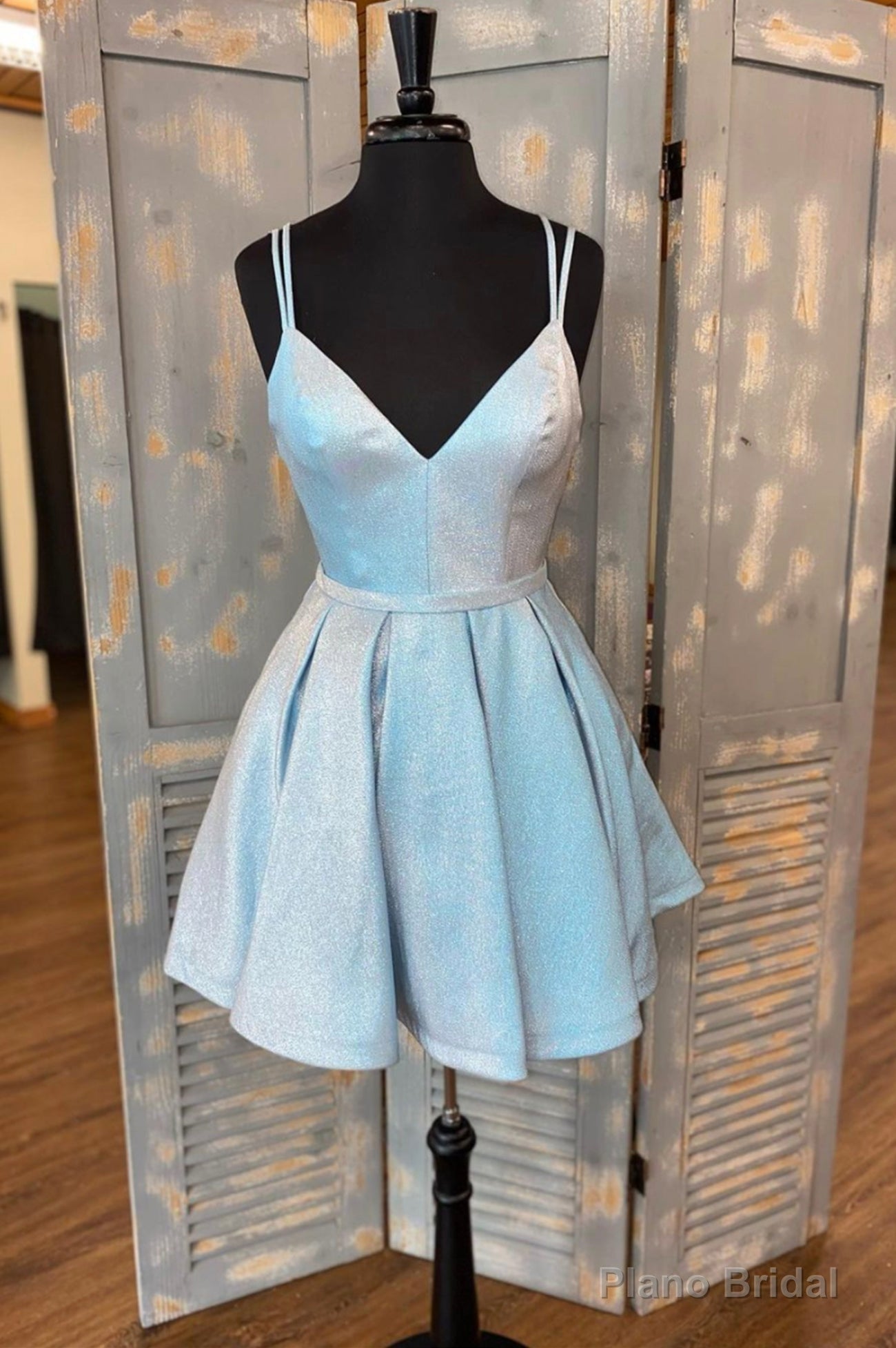 Cute V-Neck Short Prom Dresses, A-Line Homecoming Dresses Main image