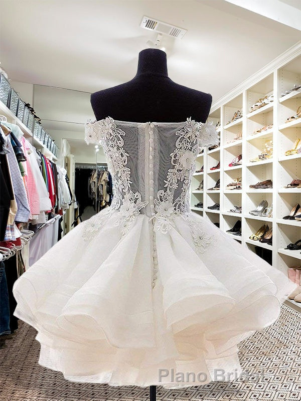 Ball Dresses Secondary image