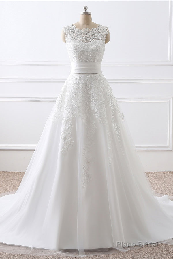 Sleeveless White Wedding Dress with Applique Main image