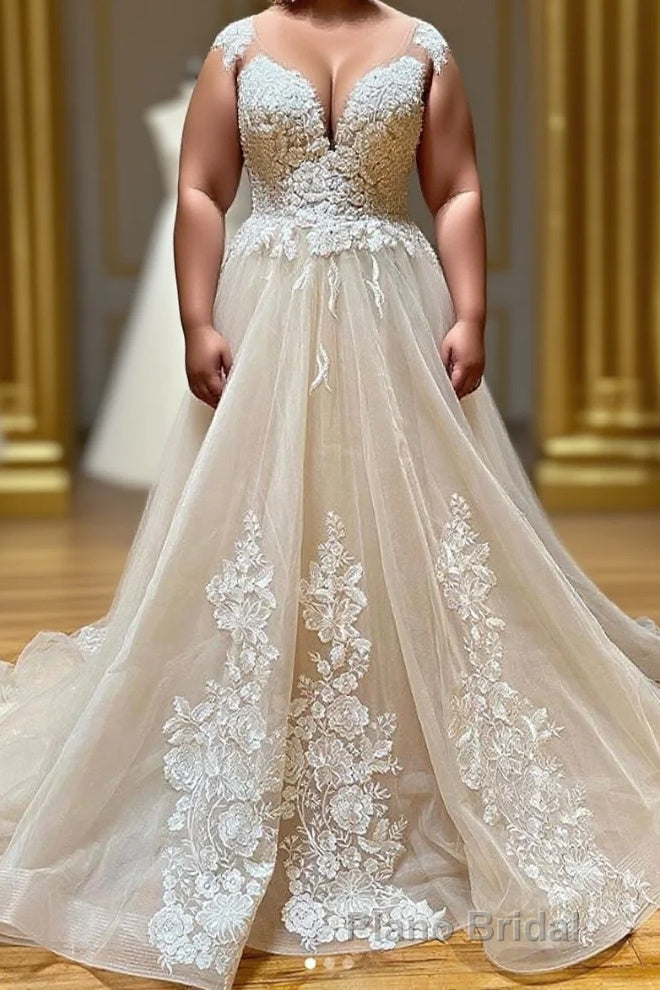 Champagne Sleeveless Round Neck Tulle Lace Long Formal Prom Dresses