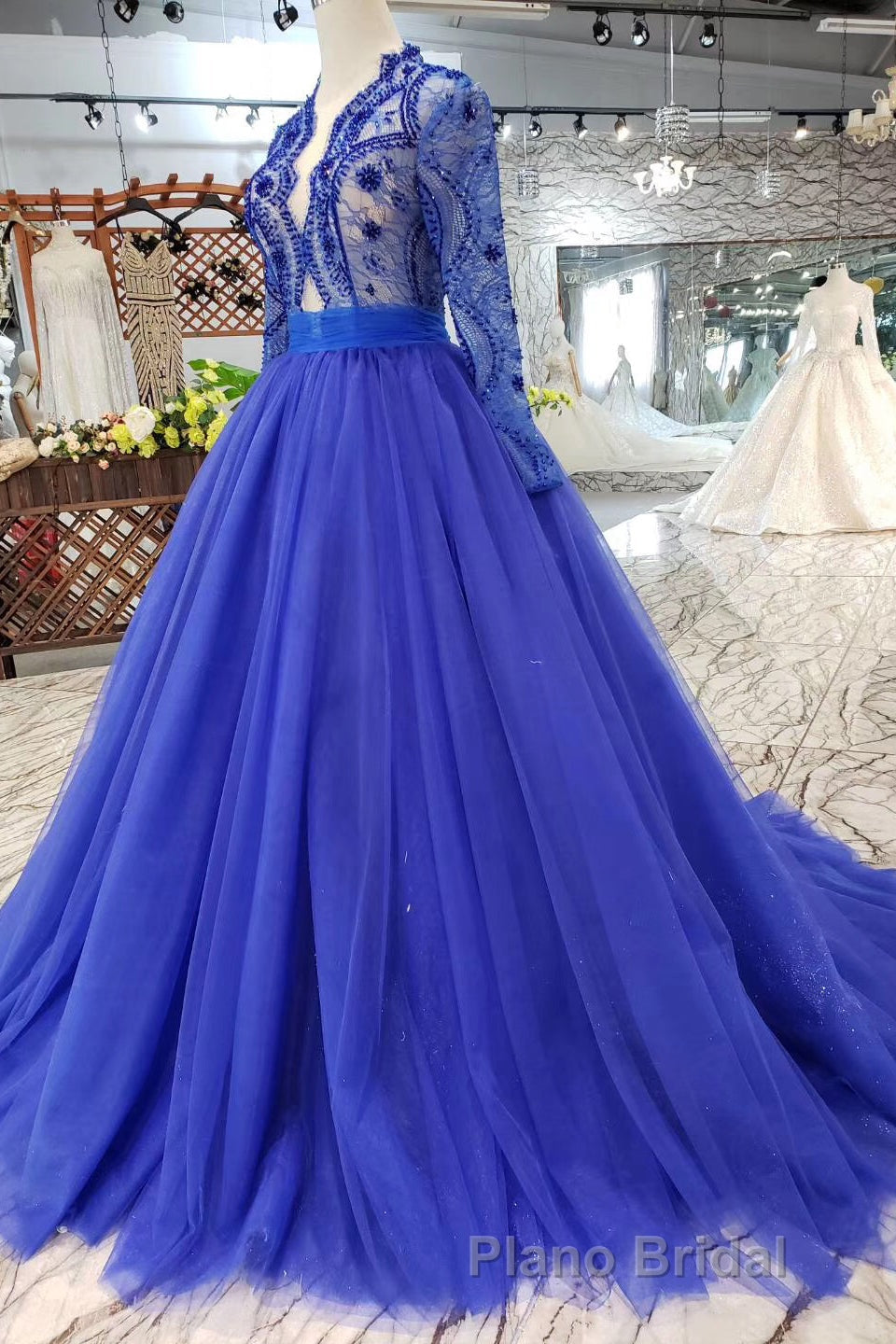 Blue Long Sleeves V Neck Tulle Formal Prom Dresses with Beading