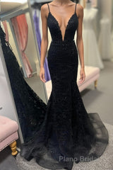 Lace-Up Black Plunging Neck Mermaid Formal Prom Dresses with Appliques