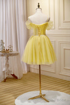 Cute Yellow Spaghetti Straps Off The Shoulder Tulle Short Homecoming Dresses