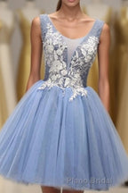 Luxurious A-line Straps Knee Length Short Tulle Homecoming Dresses