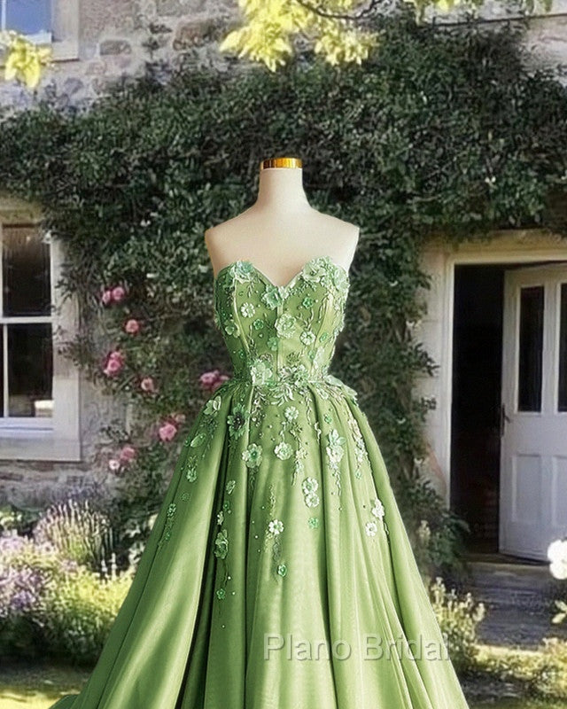 A-Line 3D Flowers Embroidey Tulle Strapless Dresses