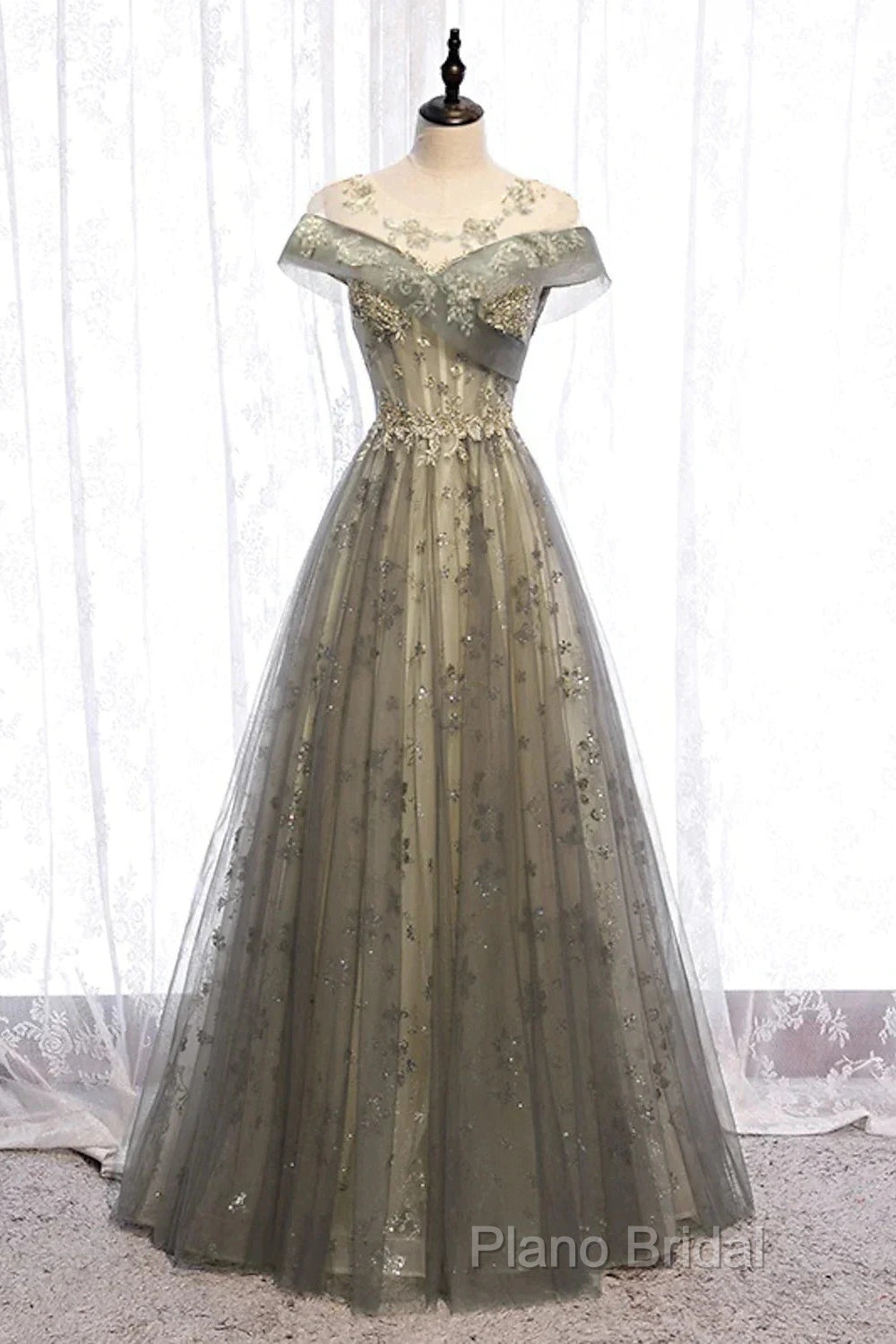 A-Line Formal Gown Elegant Dresses Wedding Floor Length Short Sleeve Tulle With Pleats