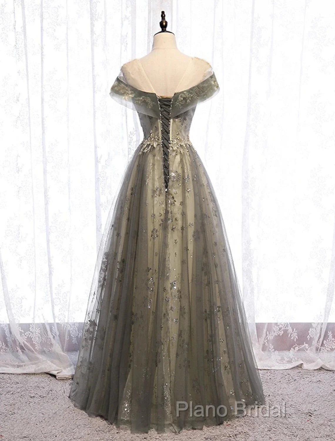 A-Line Formal Gown Elegant Dresses Wedding Guest Engagement Floor Length Short Sleeve Illusion Neck Tulle With Pleats