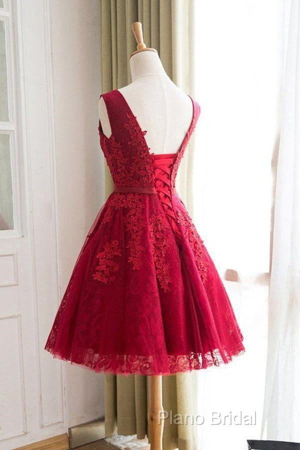 A-Line Knee-Length Red Tulle Homecoming Dresses With Appliques
