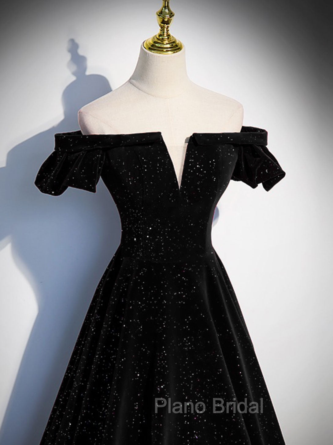 A-Line Off Shoulder Velvet Black Long Formal Prom Dresses, Black Formal Evening Dresses Secondary image