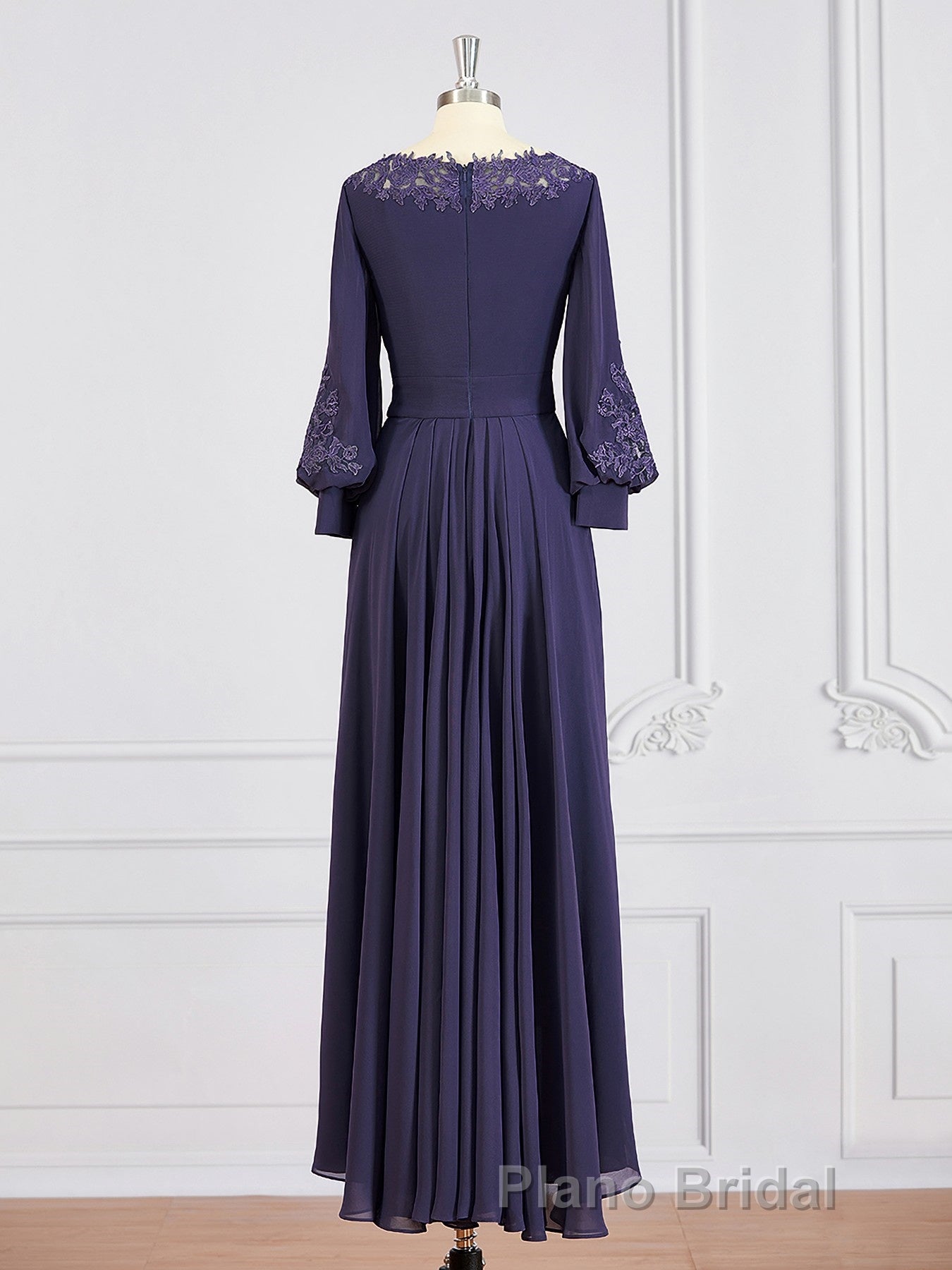 A-Line/Princess Bateau Asymmetrical Chiffon Mother of the Bride Dresses