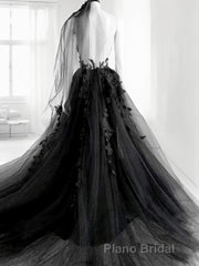 A-line/Princess V-neck Court Train Tulle Wedding Dresses with Appliques Lace