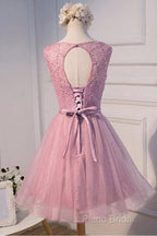 A-Line Scoop Neck Short Tulle Homecoming Dresses With Beading