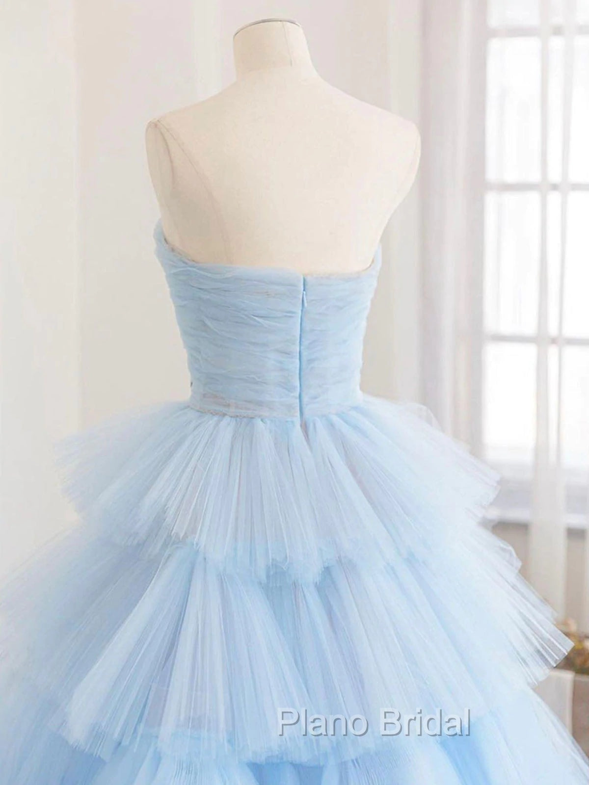 A line Strapless Tiered Tulle Formal Prom Dresses