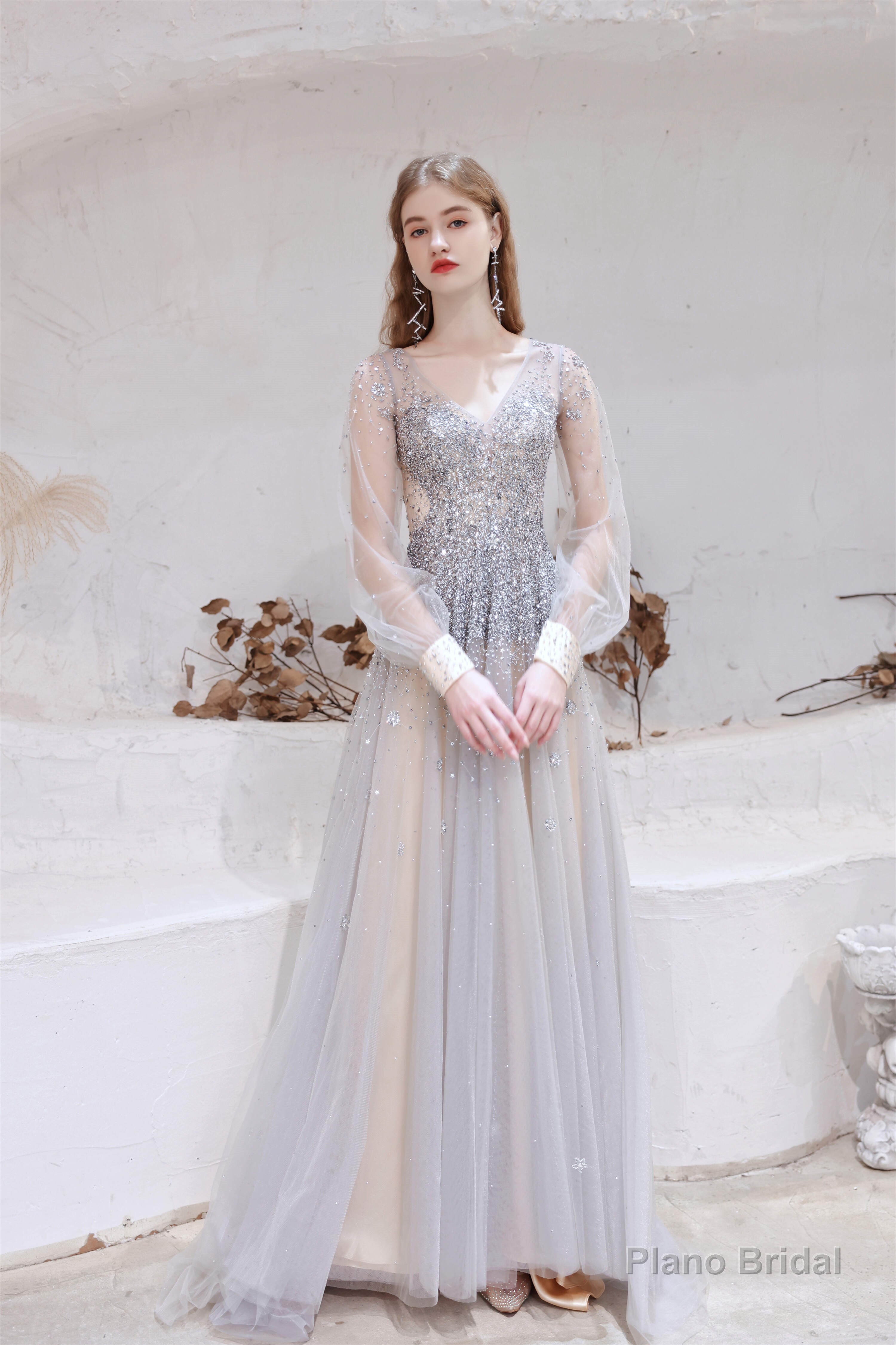 A Line V-Neck Long Sleeve Beading Tulle Court Train Prom Dresses Main image