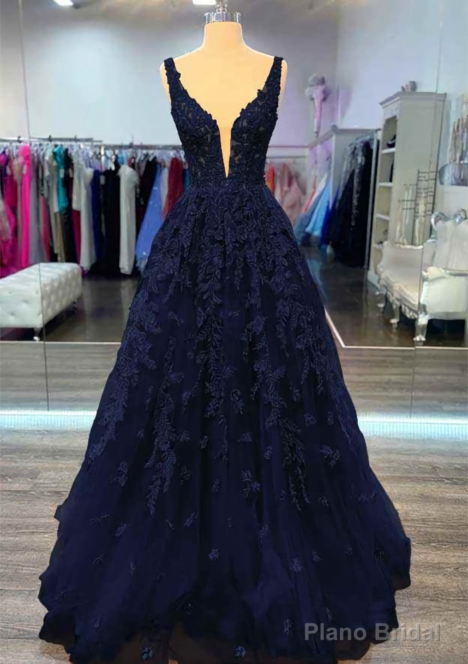 A-line V Neck Sleeveless Long/Floor-Length Lace Prom Dresses With Beading Secondary image