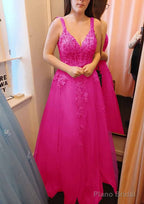 A-line V Neck Sleeveless Long/Floor-Length Tulle Prom Dresses With Appliqued Lace