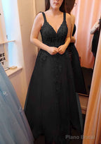 A-line V Neck Sleeveless Long/Floor-Length Tulle Prom Dresses With Appliqued Lace
