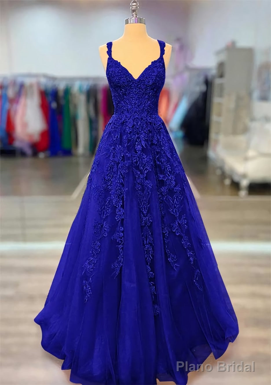 A-line V Neck Spaghetti Straps Long/Floor-Length Lace Prom Dresses With Beading