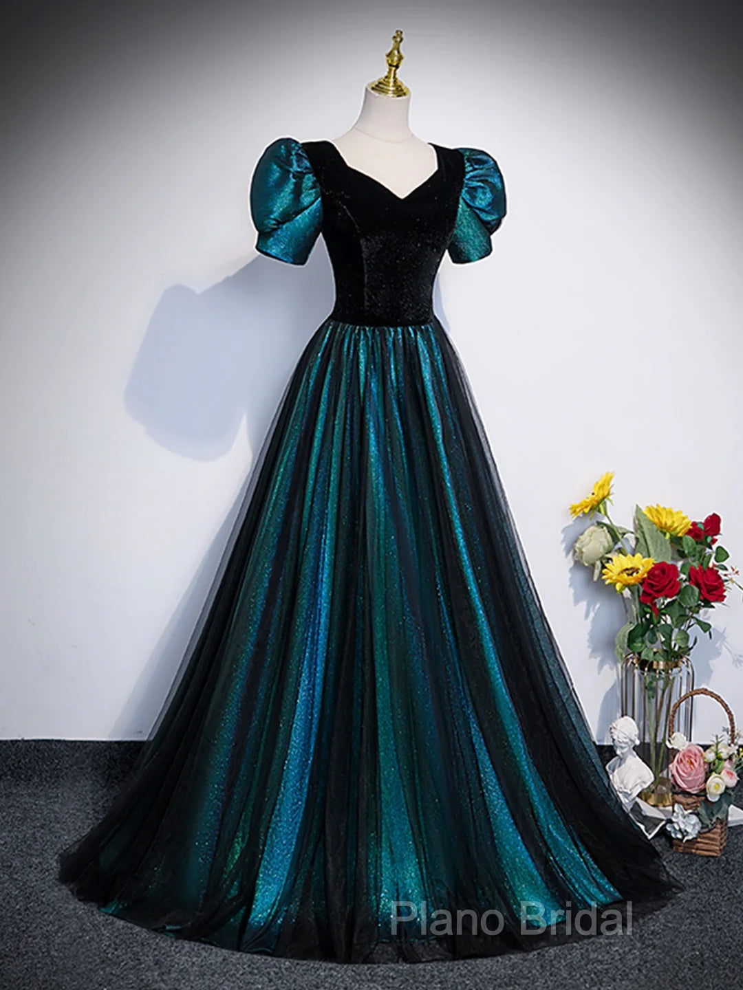 A-Line Velvet And Tulle Long Formal Prom Dresses, Short Sleeve Party Dresses Formal Dresses Secondary image