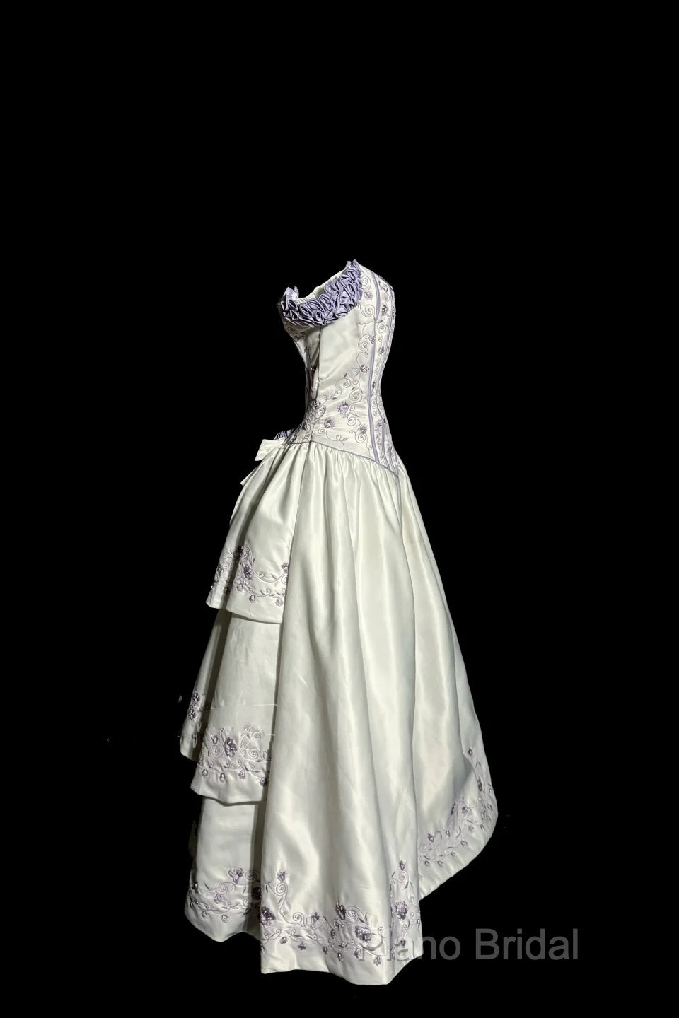 Aesthetic Ball Gown Off The Shoulder White Formal Prom Dresses Ruffle Long Party Dresses Secondary image