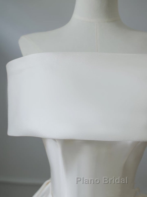 Aesthetic Ball Gown Strapless Ivory Satin Long Wedding Dresses Brides Dresses