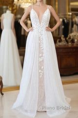 Amazing Long A-line Chapel Train Appliques Tulle Backless Wedding Dress