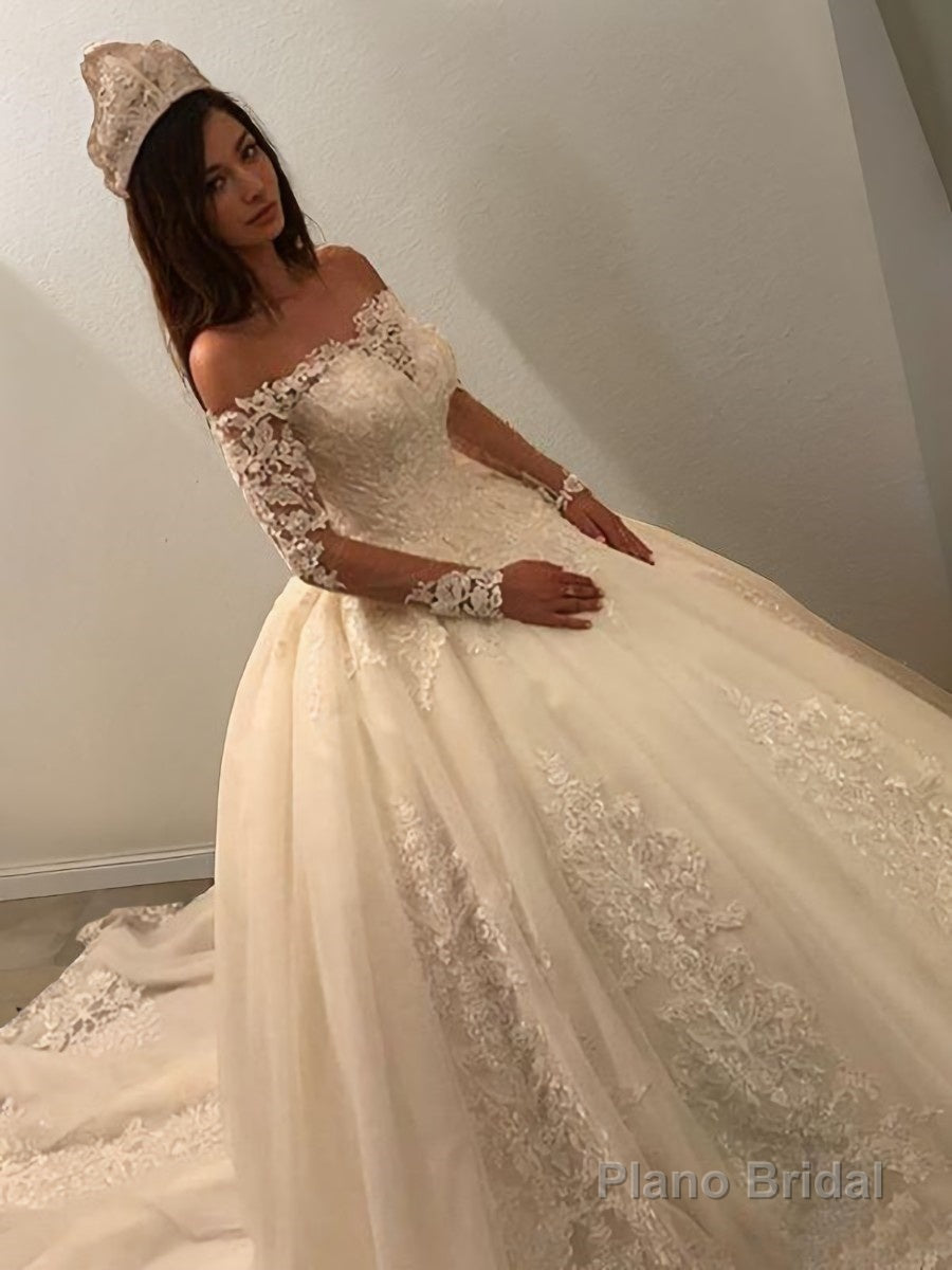 Ball Gown Off-the-Shoulder Cathedral Train Tulle Wedding Dresses With Appliques Lace Secondary image