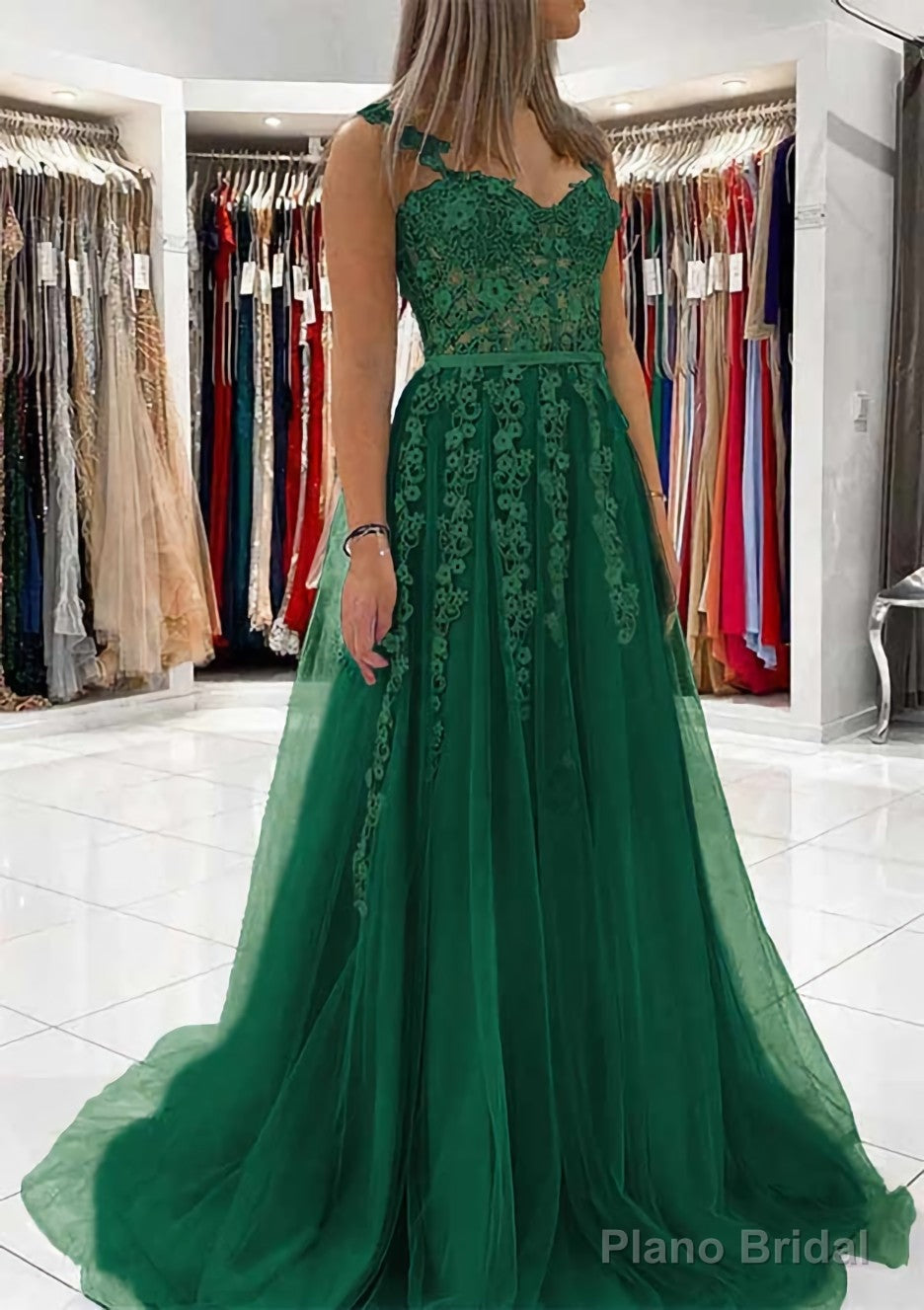 Ball Gown Princess Sweetheart Tulle Sweep Train Prom Dresses With Appliqued Lace