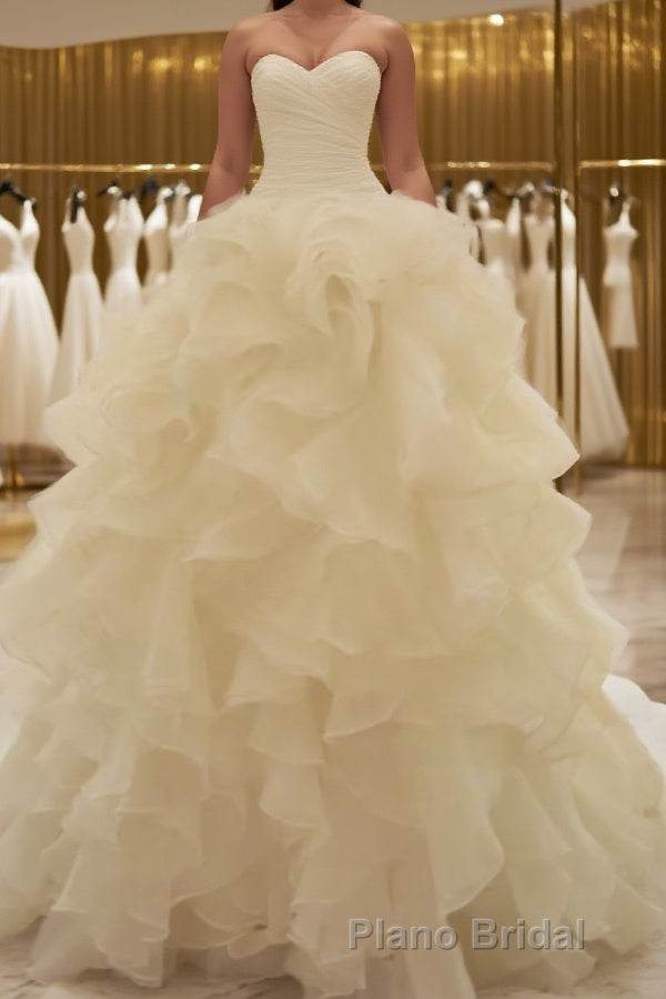 Ball Gown Sweetheart Court Train Organza Wedding Dresses