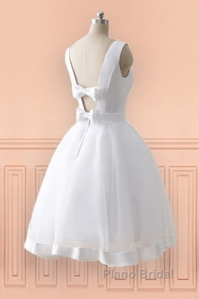 Beach Open Bow Back Knee Length Simple Wedding Dresses Secondary image