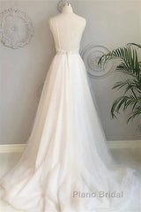 Beach Wedding Dresses Court Train A-Line Spaghetti Strap Sweetheart Lace With Buttons Appliques
