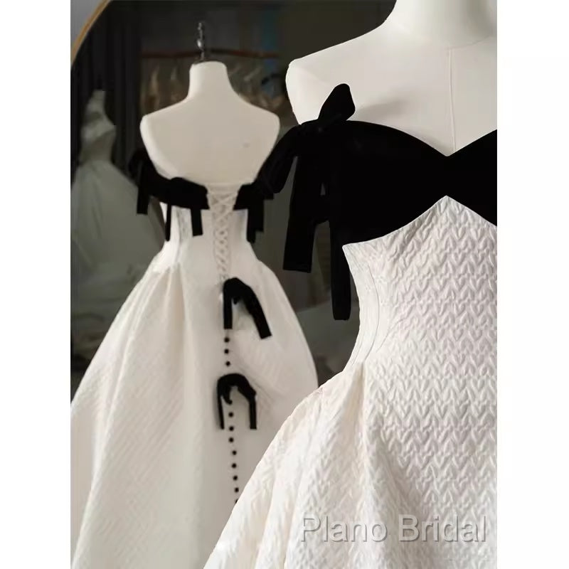 Beautiful Ball Gown Straps White Lace Long Formal Prom Dresses Secondary image