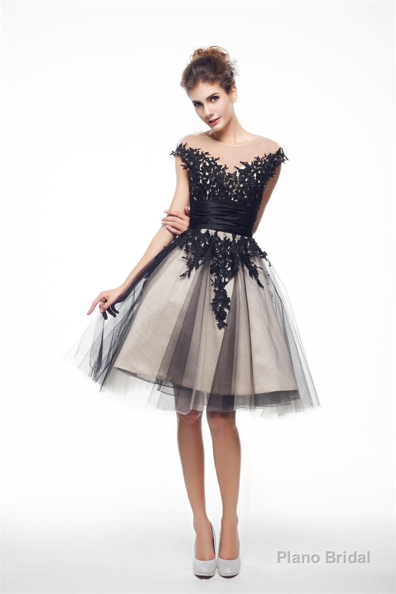 Black and White Lace Short Homecoming Dresses Main image