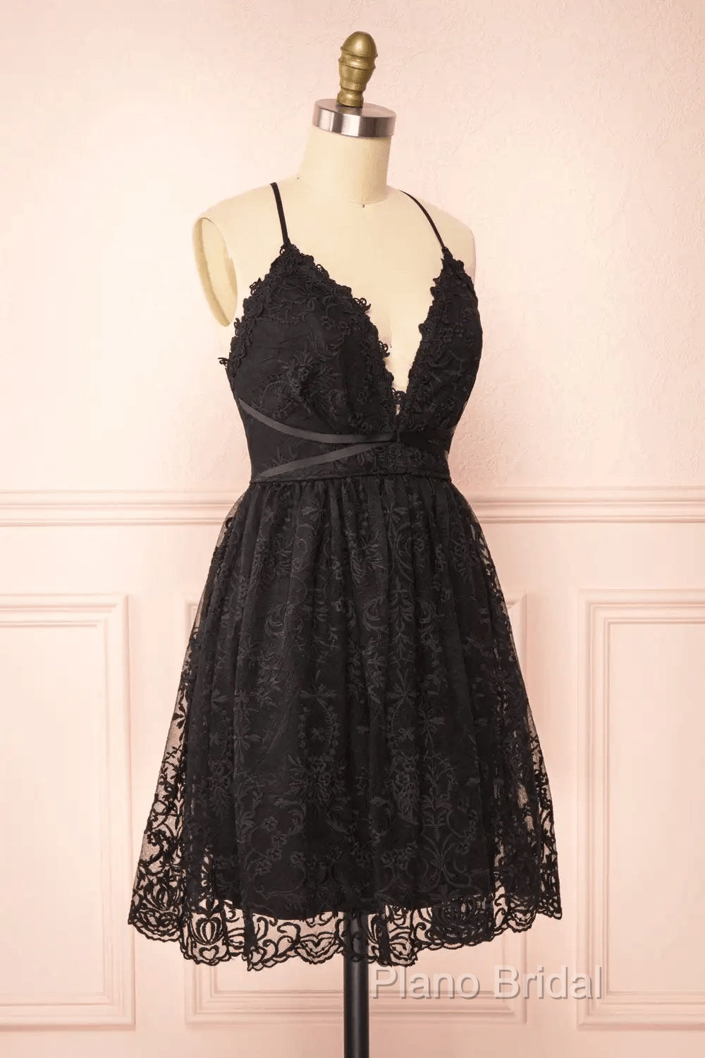 Black Lace Straps A-Line Short Party Dresses Lace Homecoming Dresses Secondary image