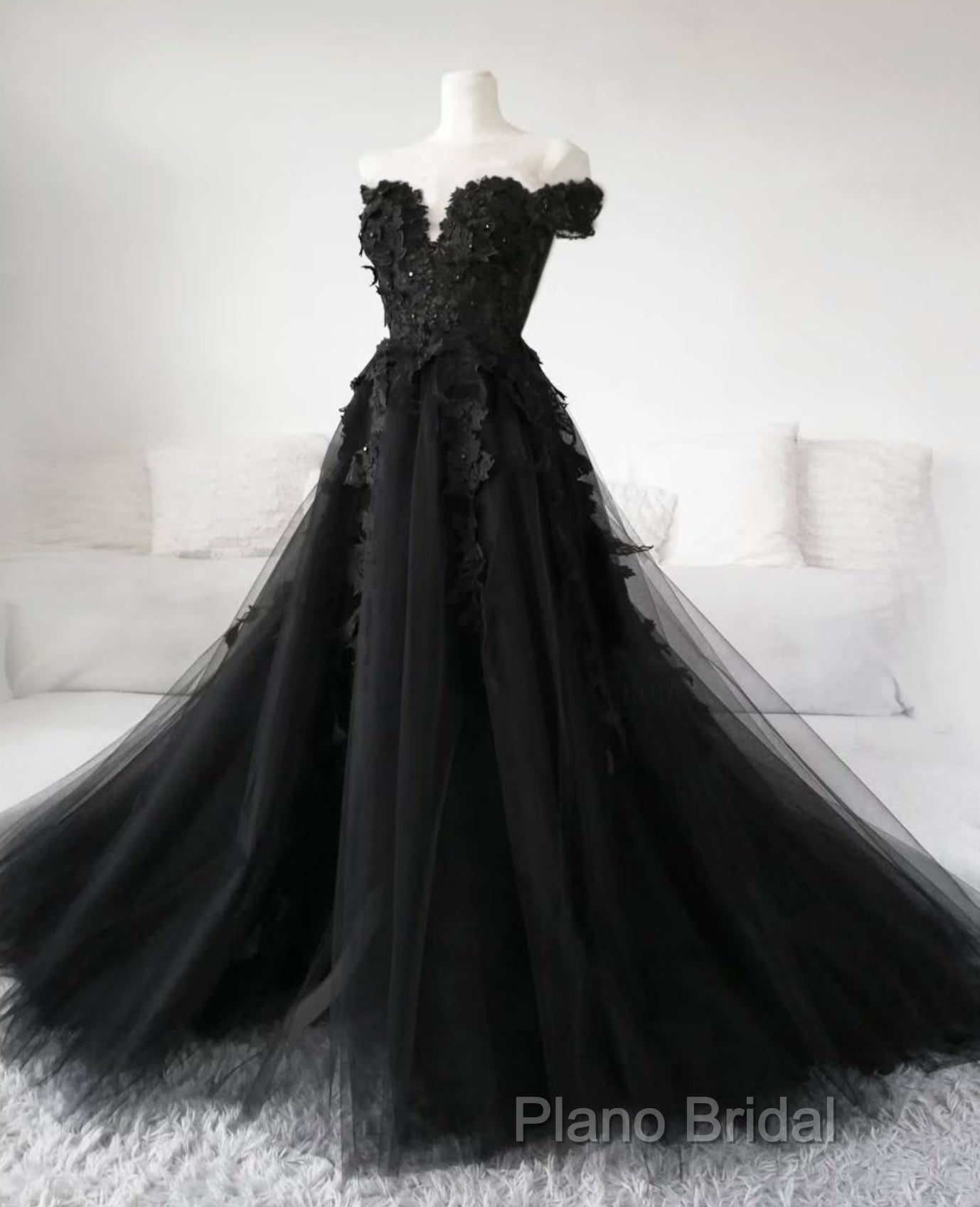 Black Lace Wedding Dresses Off The Shoulder Pearls Tulle Formal Prom Dresses Secondary image