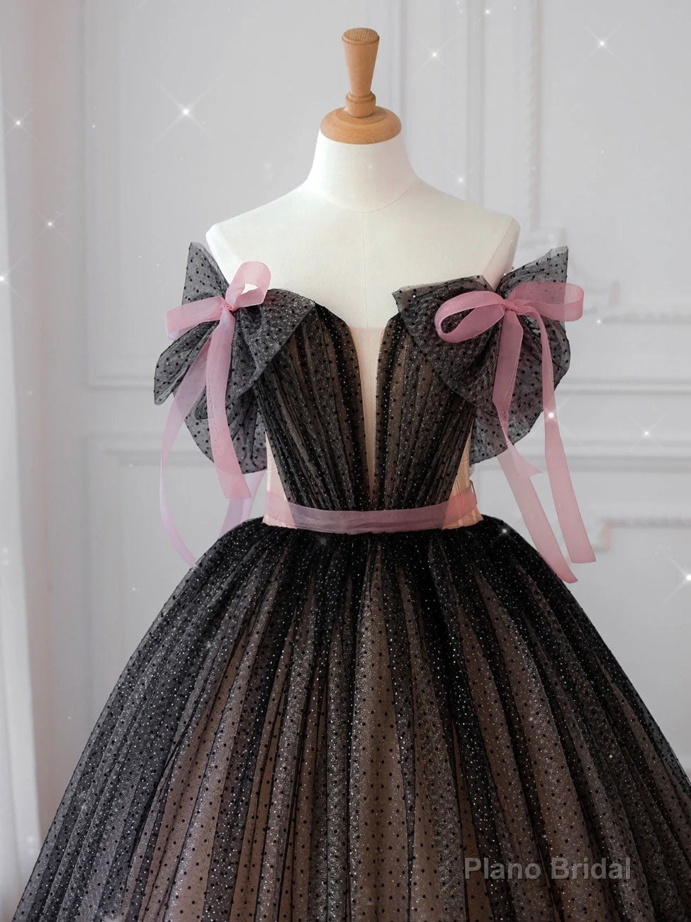 Black off shoulder tulle long prom dress, black tulle formal dress Secondary image