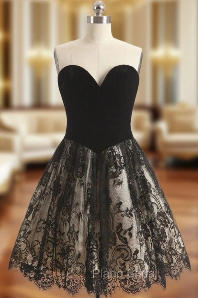 Black Tulle Lace Sweetheart Homecoming Dresses Main image