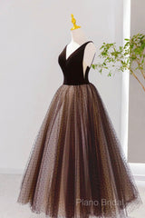 Black V-Neck Tulle Short Formal Prom Dresses, A-Line Black Tea Length Party Dresses