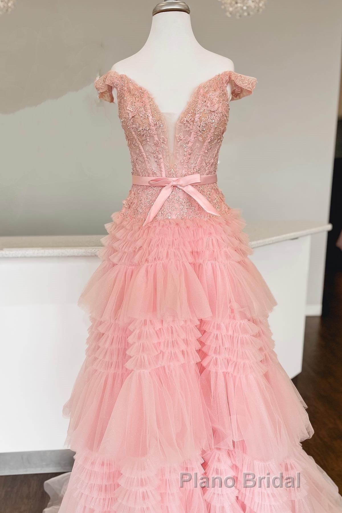 Off the Shoulder Red Appliques Tiered Long Prom Dresses Secondary image