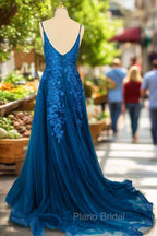 Blue A-line V Neck Formal Prom Dresses Spaghetti Straps Sweep Train Tulle Evening Dresses With Appliqued