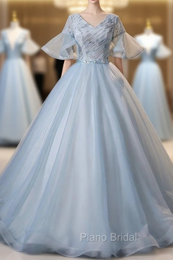 Blue Tulle V-neck Short Sleeve Quinceanera Dresses Main image
