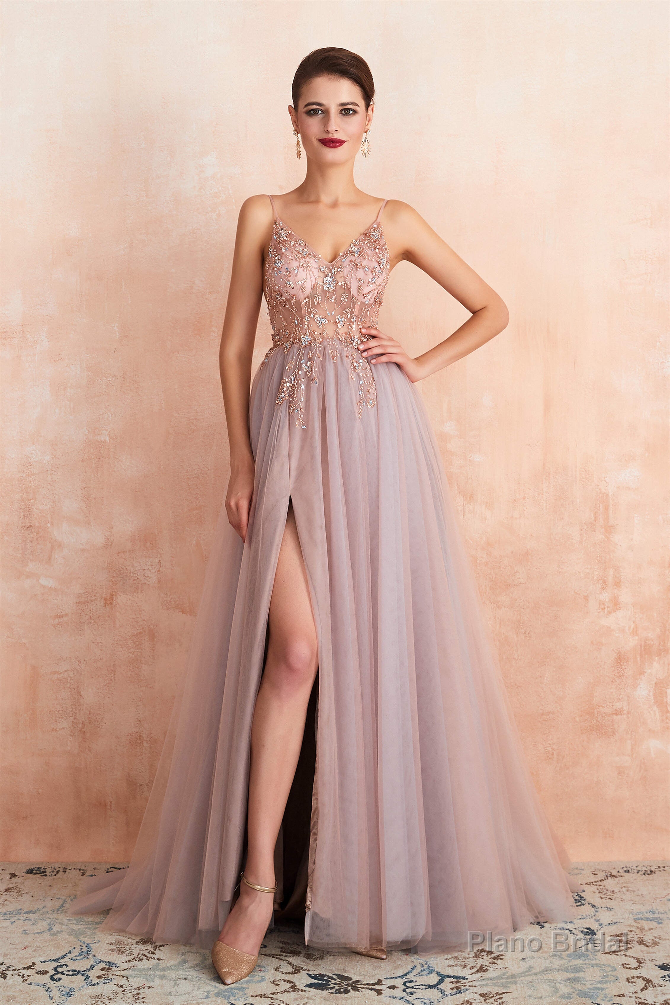 Spaghetti Straps V-neck Sheer Top Tulle Long Prom Dresses with Side Slit Main image