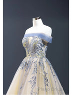 Buyishang A-Line Wedding Guest Dresses Vintage Dresses Wedding Sweep / Brush Train Sleeveless V Neck Satin with Pleats